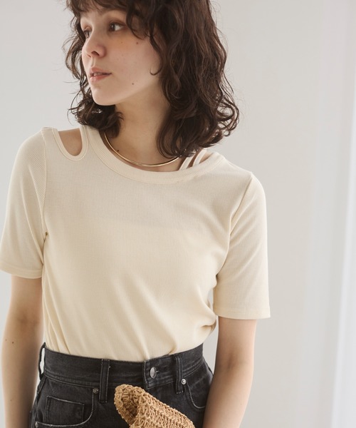 セール】アシンメトリー カットアウト トップス（Tシャツ