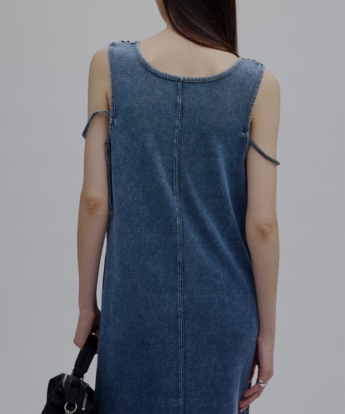 Ameri（アメリ）の「MEDI 2WAY DENIM LIKE LACE DOCKING DRESS（ワンピース・レディース・ブルー/ブラック/ベージュ・SMALL/MEDIUM）」の17枚目の写真