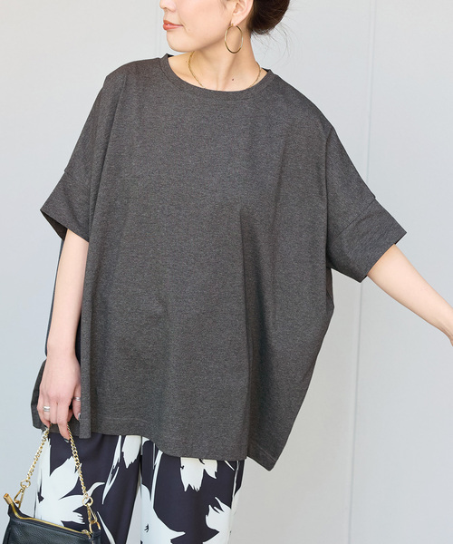 B.C STOCK(ベーセーストック)の「ウォッシャブル / 汗染み防止ワイドTEE(Tシャツ/カットソー・レディース・チャコールグレー/ライトグレー/ホワイト/ブラック・FREE)」の3枚目の写真