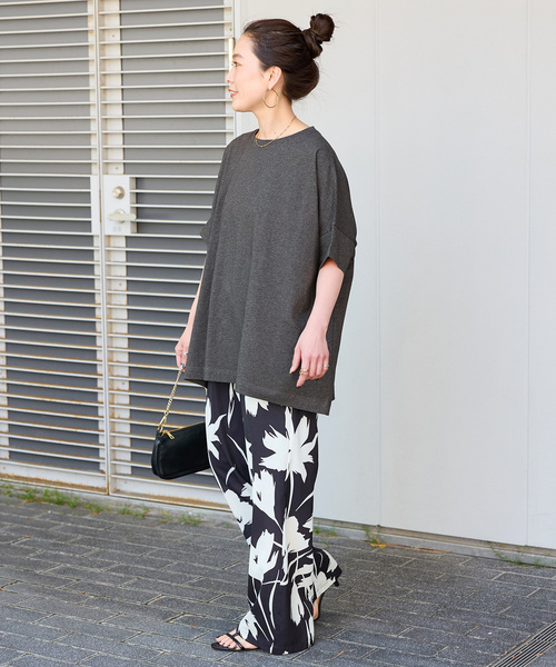 B.C STOCK(ベーセーストック)の「ウォッシャブル / 汗染み防止ワイドTEE(Tシャツ/カットソー・レディース・チャコールグレー/ライトグレー/ホワイト/ブラック・FREE)」の14枚目の写真