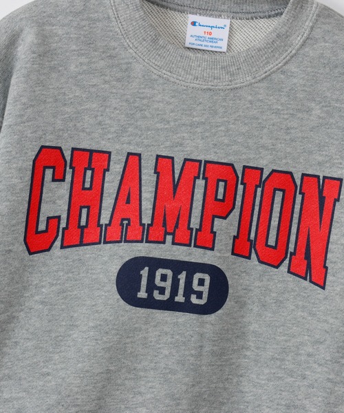 Champion（チャンピオン）の「【Champion/チャンピオン】キッズ クルーネックスウェットシャツ（スウェット・キッズ・ダークグリーン系/グレー/オートミール/ネイビー・160/110/100/150/120/130/140）」の16枚目の写真