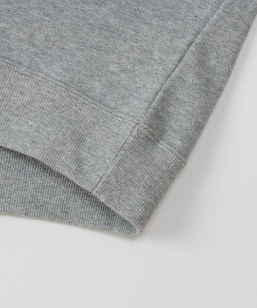 Champion（チャンピオン）の「【Champion/チャンピオン】キッズ クルーネックスウェットシャツ（スウェット・キッズ・ダークグリーン系/グレー/オートミール/ネイビー・160/110/100/150/120/130/140）」の19枚目の写真