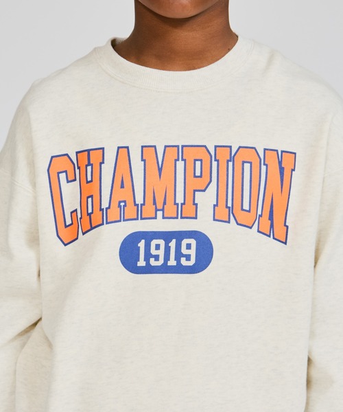 Champion（チャンピオン）の「【Champion/チャンピオン】キッズ クルーネックスウェットシャツ（スウェット・キッズ・ダークグリーン系/グレー/オートミール/ネイビー・160/110/100/150/120/130/140）」の8枚目の写真