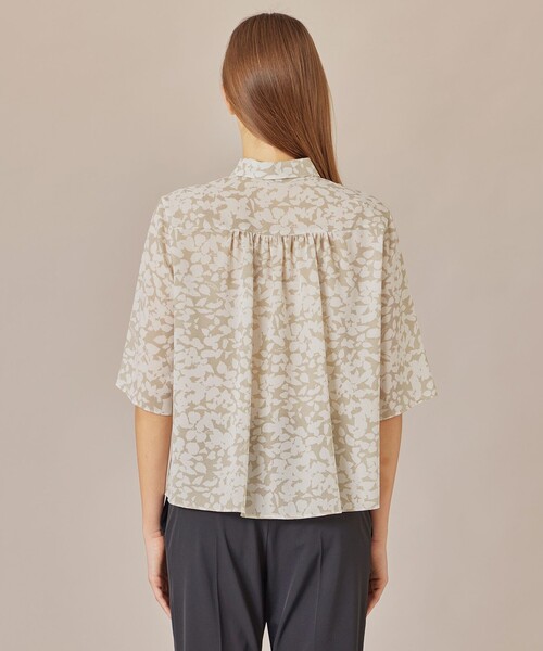 MACKINTOSH LONDON（マッキントッシュ ロンドン）の「【WEB・一部店舗限定】シルエットフラワーブラウス（シャツ/ブラウス・レディース・ブラック/ベージュ・38）」の5枚目の写真