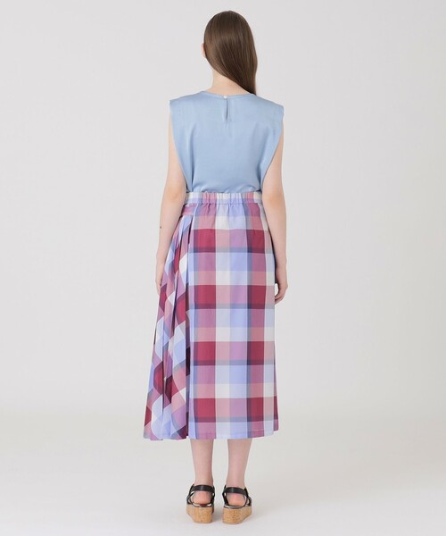 BLUE LABEL CRESTBRIDGE（ブルーレーベルクレストブリッジ）の