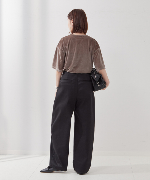 journal standard L'essage（ジャーナルスタンダードレサージュ）の「《追加2》CP タックチノパンツ（チノパンツ・レディース・ブラック/ベージュ・40/38/36/34）」の4枚目の写真