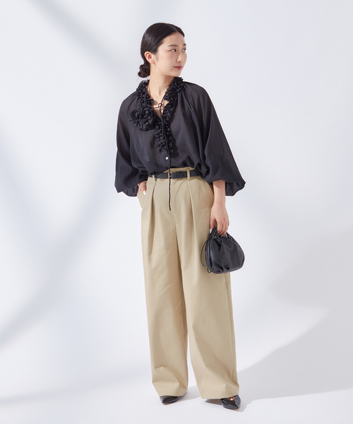 journal standard L'essage（ジャーナルスタンダードレサージュ）の「《追加2》CP タックチノパンツ（チノパンツ・レディース・ブラック/ベージュ・40/38/36/34）」の15枚目の写真