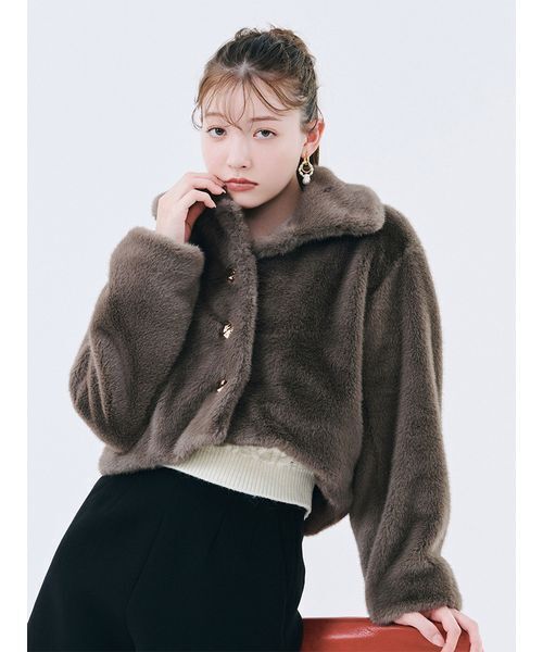 LILY BROWN（リリーブラウン）の「バリエファーショートコート（ブルゾン・レディース・アイボリー/キャメル/モカ・F）」の4枚目の写真