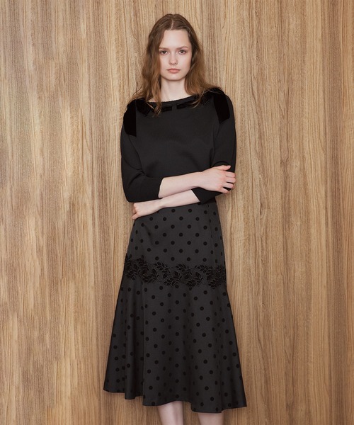 STRAWBERRY-FIELDS(ストロベリーフィールズ)の「フロッキードロップス_ソフトマーメイドスカート(スカート・レディース・グレー/ブラック・1/2)」の3枚目の写真