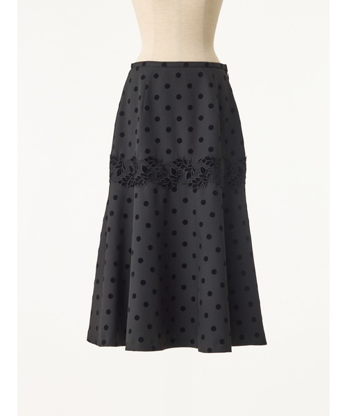 STRAWBERRY-FIELDS(ストロベリーフィールズ)の「フロッキードロップス_ソフトマーメイドスカート(スカート・レディース・グレー/ブラック・1/2)」の5枚目の写真