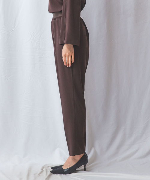NARACAMICIE(ナラカミーチェ)の「【NARACAMICIE】【セットアップ対応】ウエストゴムテーパードパンツ(その他パンツ・レディース・ブラウン/ブラック・M/XL)」の11枚目の写真