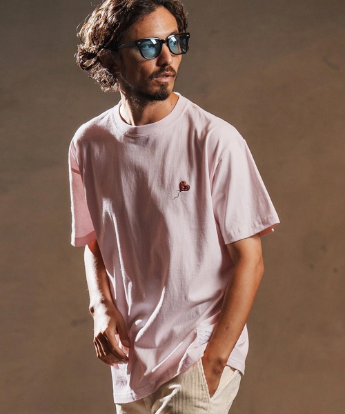 wjk reluxe(ダブルジェーケーリラックス)の「mt9881-heart balloon embroidery short sleeve cut sew Tシャツ(WR25W-32)(Tシャツ/カットソー・メンズ・ホワイト/ブラック/ライトピンク・XL/L/M/S)」の3枚目の写真
