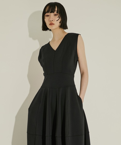 STUDIOUS（ステュディオス）の「【STUDIOUS/ステュディオス】BONDING BALLOON ONEPIECE/バウンディングバルーンワンピース/ノースリーブワンピース/ウォッシャブル（ワンピース・レディース・ブラック/ブラウン・1/2）」の12枚目の写真