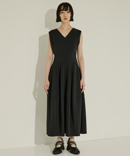 STUDIOUS（ステュディオス）の「【STUDIOUS/ステュディオス】BONDING BALLOON ONEPIECE/バウンディングバルーンワンピース/ノースリーブワンピース/ウォッシャブル（ワンピース・レディース・ブラック/ブラウン・1/2）」の10枚目の写真