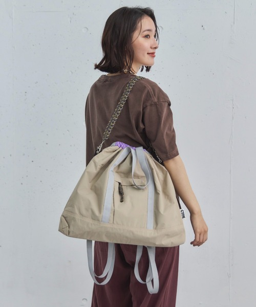 Doux archives（ドゥアルシーヴ）の「ナイロン3WAYスクエアトート（トートバッグ・レディース・グレー/ブラック・FREE）」の15枚目の写真