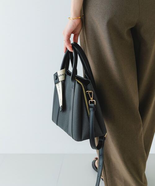 RODE SKO（ロデスコ）の「ロゴリボン付2WAYハンドバッグ（ハンドバッグ・レディース・ブラック/オフホワイト/ベージュ・ONE）」の6枚目の写真