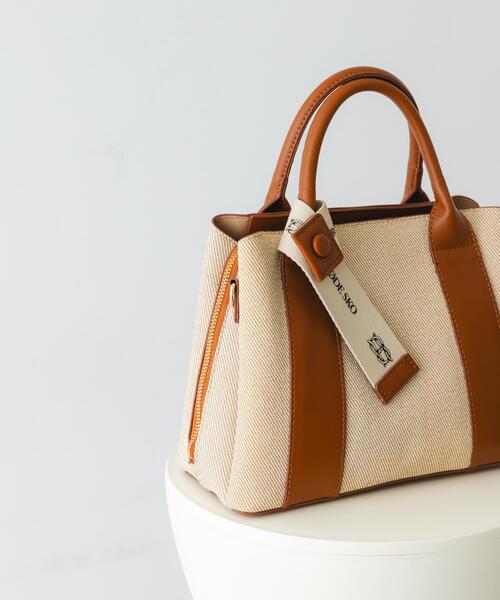 RODE SKO（ロデスコ）の「『Mサイズ』ロゴリボン付2WAYハンドバッグ（ハンドバッグ・レディース・ブラック/オフホワイト/ベージュ/アイボリー/ホワイト系その他/ライトブルー・ONE）」の8枚目の写真