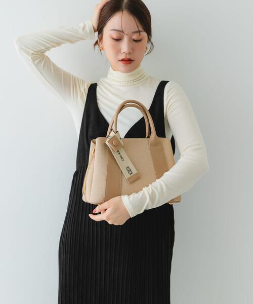 RODE SKO（ロデスコ）の「『Mサイズ』ロゴリボン付2WAYハンドバッグ（ハンドバッグ・レディース・ブラック/オフホワイト/ベージュ/アイボリー/ホワイト系その他/ライトブルー・ONE）」の22枚目の写真