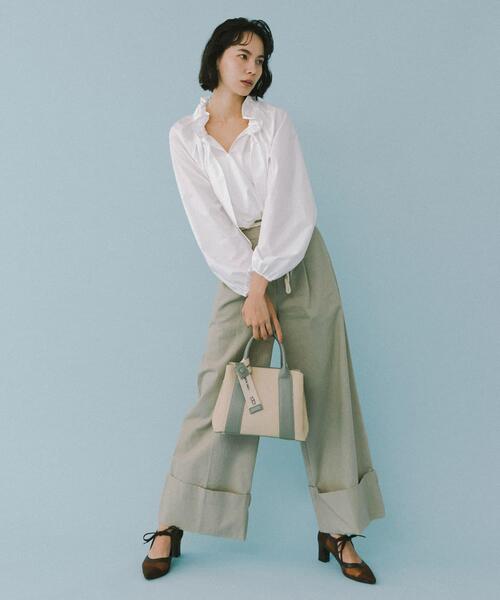 RODE SKO(ロデスコ)の「『Mサイズ』ロゴリボン付2WAYハンドバッグ(ハンドバッグ・レディース・ブラック/オフホワイト/ベージュ/アイボリー/ホワイト系その他/ライトブルー・ONE)」の8枚目の写真