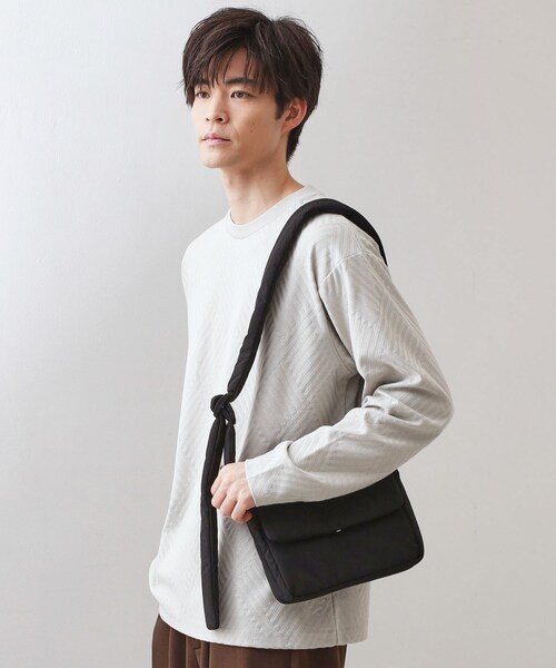 THE SHOP TK (ザ ショップ ティーケー )の「パテッドミニショルダー(ショルダーバッグ・メンズ・ブラック/ブルー系その他/チャコールグレー・00)」の4枚目の写真