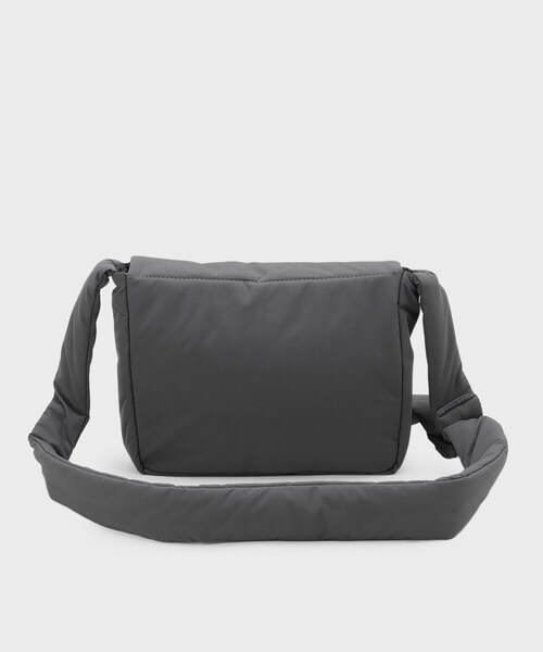 THE SHOP TK (ザ ショップ ティーケー )の「パテッドミニショルダー(ショルダーバッグ・メンズ・ブラック/ブルー系その他/チャコールグレー・00)」の13枚目の写真