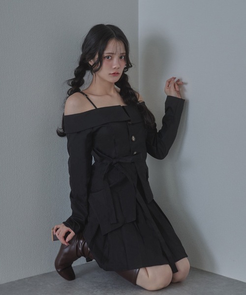 M DOLLY(エムドリー)の「ribbon graziosa setup / リボングラツィオーザセットアップ(セットアップ・レディース・ブラック/ベージュ・S/M)」の5枚目の写真