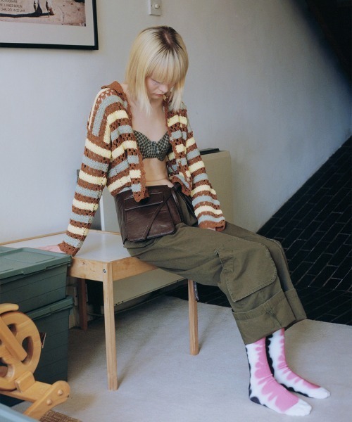 leinwande(ラインヴァンド)の「Patched Pocket Organic Cotton Trousers / パッチドポケットオーガニックコットントラウザー(カーゴパンツ・レディース・カーキ・MEDIUM/SMALL)」の3枚目の写真
