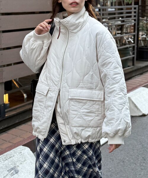 CPCM(シーピーシーエム)の「リバーシブルモンスタージャケット(ブルゾン・レディース・アイボリー/ブラック/カーキ・FREE)」の2枚目の写真