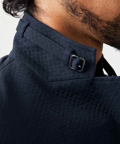 MICHEL KLEIN HOMME (ミッシェルクランオム)の「コンバーチブルジャケット(テーラードジャケット・メンズ・ブルー/ブラック・MEDIUM/LARGE/X-LARGE)」の4枚目の写真