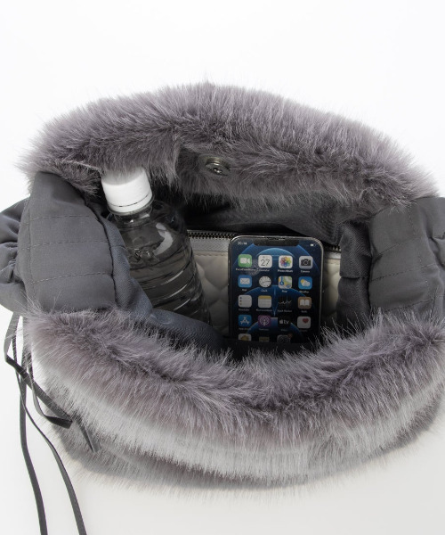 cache cache(カシュ カシュ)の「カシュカシュ cachecache / フリルワンハンドルエコファートート(トートバッグ・レディース・ベージュ系その他/グレー/ライトグレー・FREE)」の13枚目の写真
