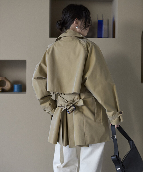 Firsthand(ファーストハンド)の「Firsthand/ファーストハンド ミドル丈 T/Cシャンブレー トレンチコート(トレンチコート・レディース・サックスブルー/ピンク/ベージュ・FREE)」の16枚目の写真