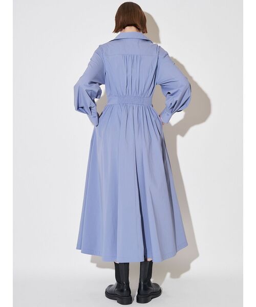 ELENDEEK（エレンディーク）の「オープンカラーフィット＆フレアワンピース（ワンピース・レディース・ブルー/カーキ/ネイビー・02/01）」の12枚目の写真