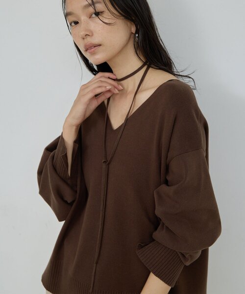 CHIKAコラボ】【時短】タイ付き総針Vネックニット（ニット/セーター
