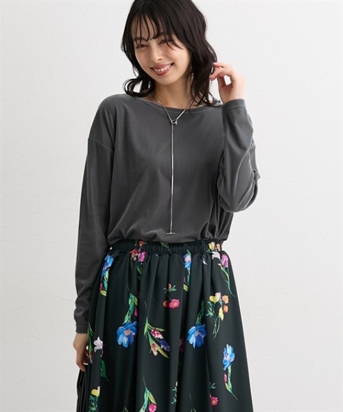 nissen（ニッセン）の「シアーベロアオーバーサイズトップス＜大きいサイズ有＞（Tシャツ/カットソー・レディース・モカ/チャコールグレー/ブルー/アイボリー/ブラック・S/M/L/LL）」の8枚目の写真