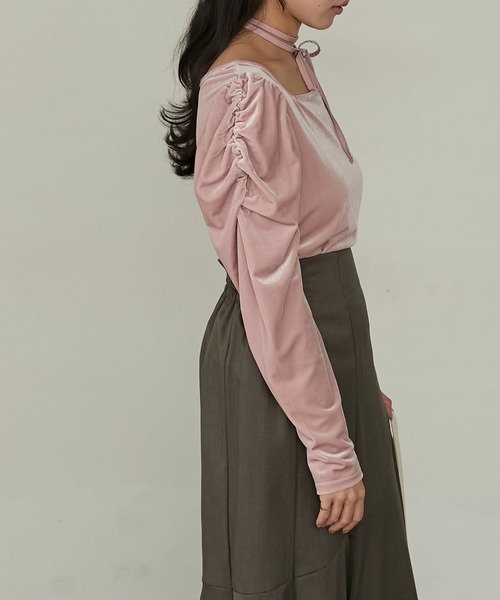Cherir Mignon(シェリルミニョン)の「【Cherir Mignon】マルチウェイギャザーショルダーベロアプルオーバー(Tシャツ/カットソー・レディース・ミント/ブラウン/ピンク/ブラック・FREE)」の16枚目の写真