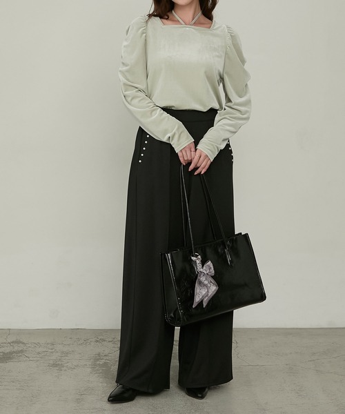 Cherir Mignon(シェリルミニョン)の「【Cherir Mignon】マルチウェイギャザーショルダーベロアプルオーバー(Tシャツ/カットソー・レディース・ミント/ブラウン/ピンク/ブラック・FREE)」の12枚目の写真