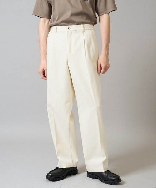 a.v.v（アーヴェヴェ）の「【イージーケア/毛玉になりにくい】ワンタックワイドデニムスラックス【ストレッチ/洗濯機で洗える】（その他パンツ・メンズ・アイボリー・48/46）」の6枚目の写真