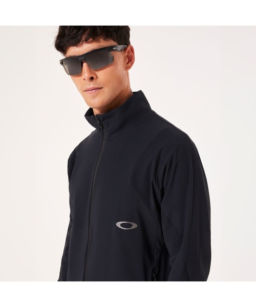 OAKLEY（オークリー）の「オークリー  ENHANCE FUSION FLEX JACKET 1.0/ジャケット/軽量/吸汗速乾/スポーツ・トレーニング/OAKLEY（その他アウター・メンズ・ブラック/ホワイト×ネイビー・L/S/M/XL）」の16枚目の写真