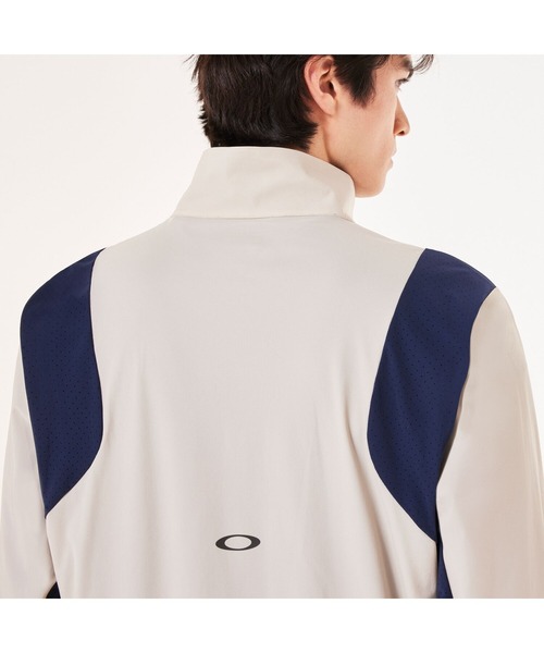 OAKLEY（オークリー）の「オークリー  ENHANCE FUSION FLEX JACKET 1.0/ジャケット/軽量/吸汗速乾/スポーツ・トレーニング/OAKLEY（その他アウター・メンズ・ブラック/ホワイト×ネイビー・L/S/M/XL）」の8枚目の写真
