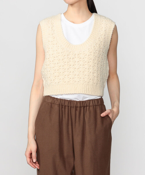 WALANCE(ワランス)の「WALANCE | クロシェ ダブルニットベスト WOMEN(ベスト・レディース・ベージュ系その他/チャコール・F)」の4枚目の写真