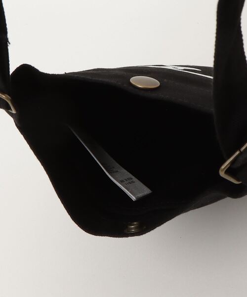 CHUMS（チャムス）の「チャムス CHUMS Booby Canvas Mini Shoulder（ショルダーバッグ・メンズ・その他・ONE SIZE）」の4枚目の写真