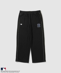 MLB（メジャーリーグベースボール）の「MLB Retro Line Wide Sweatpants/MLBレトロラインワイドスウェットパンツ（スウェットパンツ）」