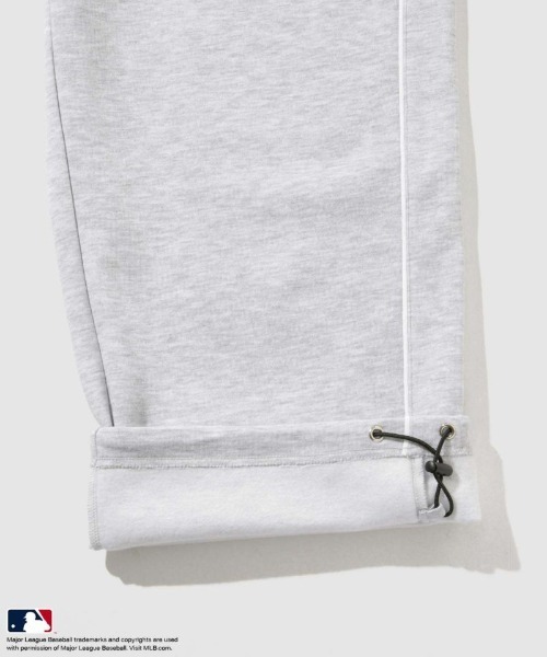 MLB(メジャーリーグベースボール)の「MLB Retro Line Wide Sweatpants/MLBレトロラインワイドスウェットパンツ(スウェットパンツ・メンズ・ブラック/ブラウン/アッシュグレー・L/M/XL)」の7枚目の写真