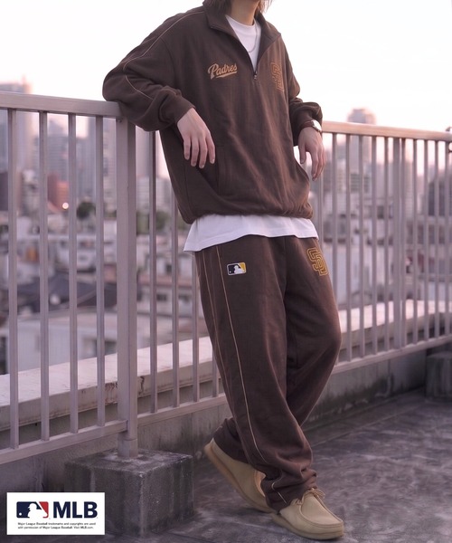 MLB(メジャーリーグベースボール)の「MLB Retro Line Wide Sweatpants/MLBレトロラインワイドスウェットパンツ(スウェットパンツ・メンズ・ブラック/ブラウン/アッシュグレー・L/M/XL)」の17枚目の写真