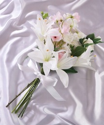 Salon de Lilas（サロンドリラ）の「清らかなユリのブーケ（インテリア雑貨）」