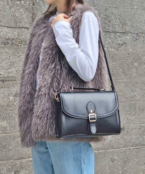 Bleu Bleuet(ブルーブルーエ)の「ラウンド3Wayサッチェルバッグ(ショルダーバッグ・レディース・ダークブラウン/ブラック/ベージュ・FREE)」の1枚目の写真