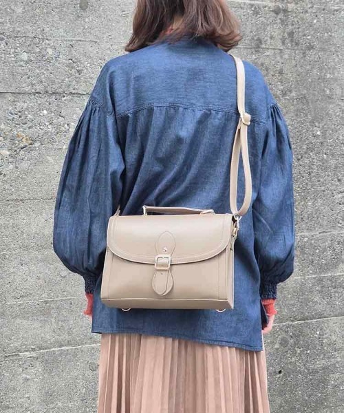 Bleu Bleuet(ブルーブルーエ)の「ラウンド3Wayサッチェルバッグ(ショルダーバッグ・レディース・ダークブラウン/ブラック/ベージュ・FREE)」の21枚目の写真