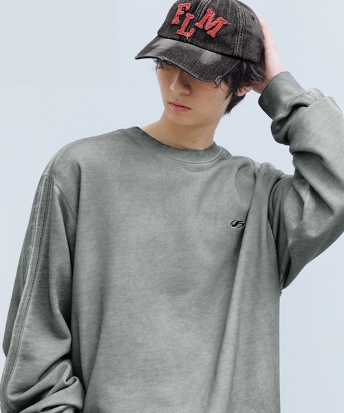 F.ILLUMINATE(フィルミネイト)の「【UNISEX】Filluminate/ガーメントダイングプルオーバー(Tシャツ/カットソー・レディース・チャコール/グレー・SMALL/MEDIUM)」の10枚目の写真