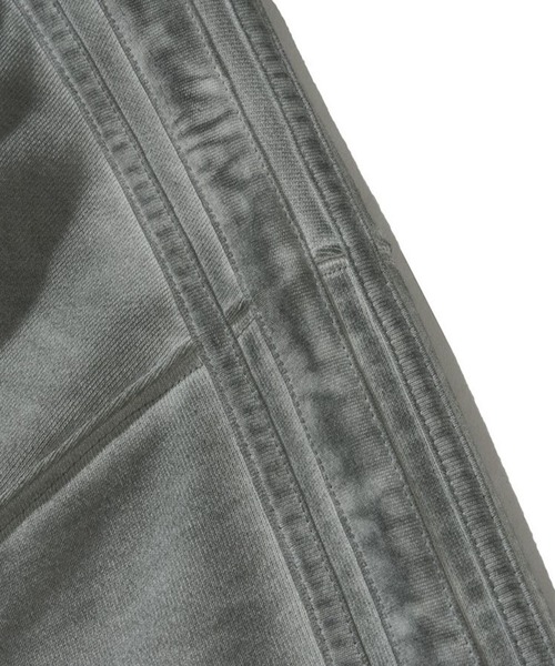 F.ILLUMINATE(フィルミネイト)の「【UNISEX】Filluminate/ガーメントダイングプルオーバー(Tシャツ/カットソー・レディース・チャコール/グレー・SMALL/MEDIUM)」の14枚目の写真