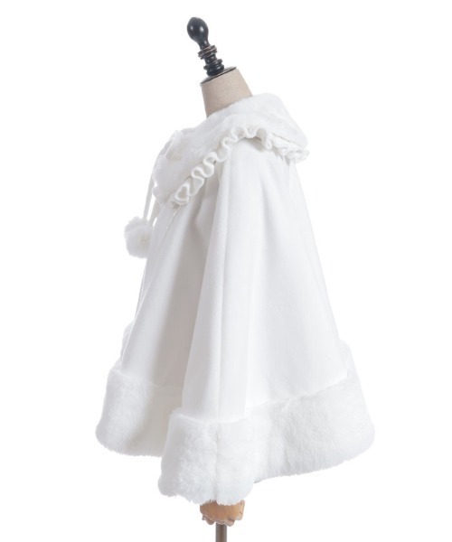 Chalmiere ケープ　コート　ホワイト Chalmiere（シャルミエール）の「ドーリーケープ（ピーコート）」 - WEAR